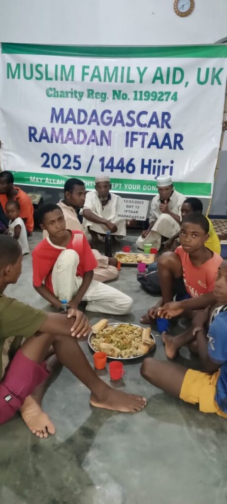 Families sharing a Ramadan iftaar meal in Madagascar